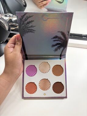 Ofra Bienvenidos A Miami Mixed Face Pallet